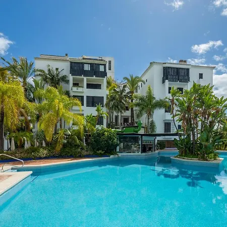 Jardines Golondrinas Elviria Apartament