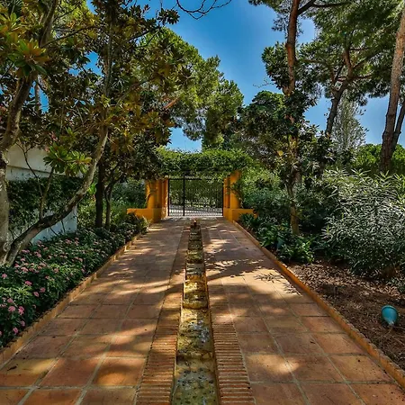 Apartment Jardines Golondrinas Elviria Marbella