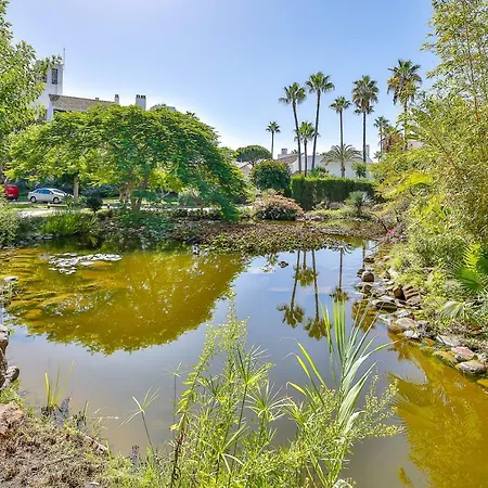 Jardines Golondrinas Elviria Apartment